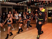 Bóng đá anh, ngoại hạng anh, lịch thi đấu euro 2012, Zumba: Mỗi ngày là một lễ hội Latin